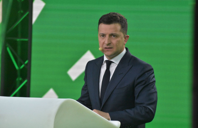 Зеленский призвал Байдена и МВФ понять проблемы Украины, прежде чем предъявлять к его президентству требования о «несправедливых» реформах