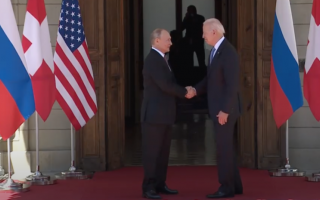 В Женеве завершились переговоры лидеров РФ и США в узком составе