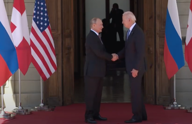 В Женеве завершились переговоры лидеров РФ и США в узком составе