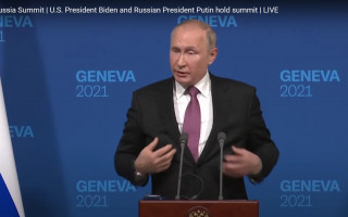 Единственное обязательство по Украине – реализация минских соглашений, – Путин