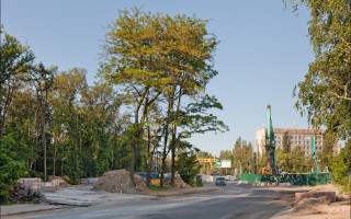 В Киеве началось строительство объездной дороги у будущей станции метро «Мостицкая»