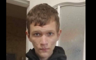 В Киеве несколько дней ищут русоволосого парня, фото