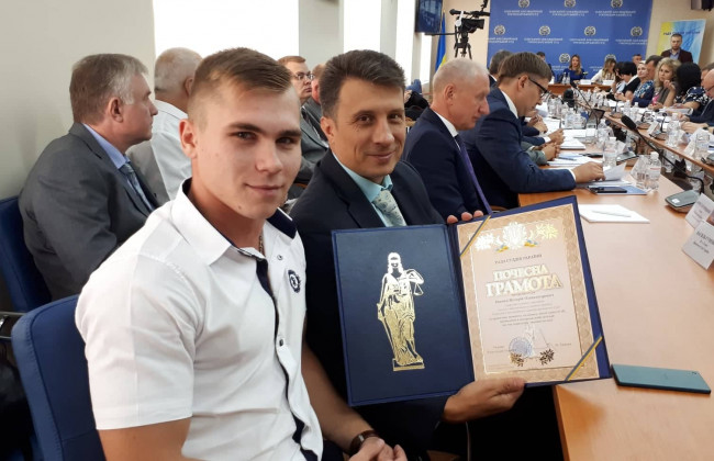 От одного суда смогут наградить не больше 20% работников аппарата на протяжении года