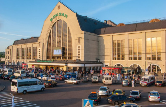 Залізничний вокзал замінували: поліція перевіряє виклик