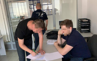 Підозрюють трьох інспекторів Київської митниці у зловживанні обов'язками на 5 млн грн