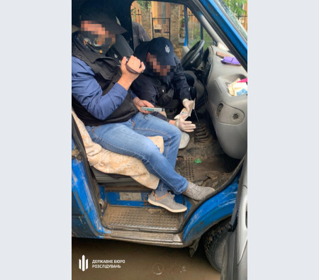 «Закривав очі» на вилов риби: на Одещині затримали інспектора Держрибагентства