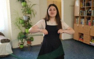 В Киеве разыскивают девочку со шрамом над верхней губой, фото