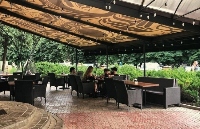 В столице появится еще 30 новых летних локаций возле кафе