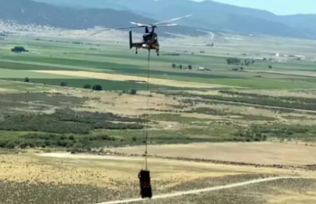 Toyota упала с высоты 3000 метров: автомобиль проходил тест, видео