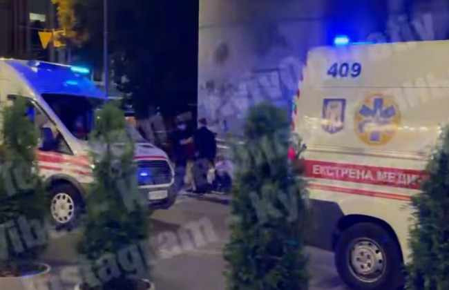 В Киеве конфликт закончился стрельбой и поножовщиной, видео