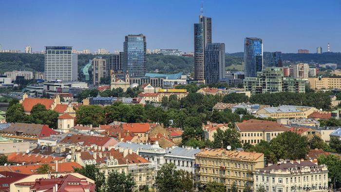 Литва отменила самоизоляцию для прибывших из 10 стран ЕС