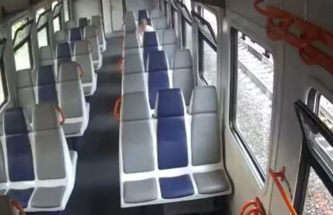 В Киеве разыскивают воров, которые похитили из электрички важное оборудование: видео