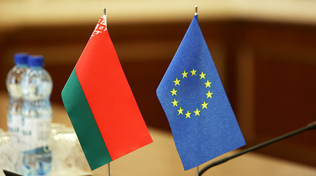 ЕС вводит пакет санкций против Беларуси