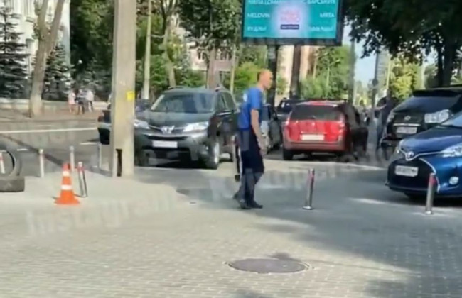 Киевлян возмутили очередные «герои парковки», видео