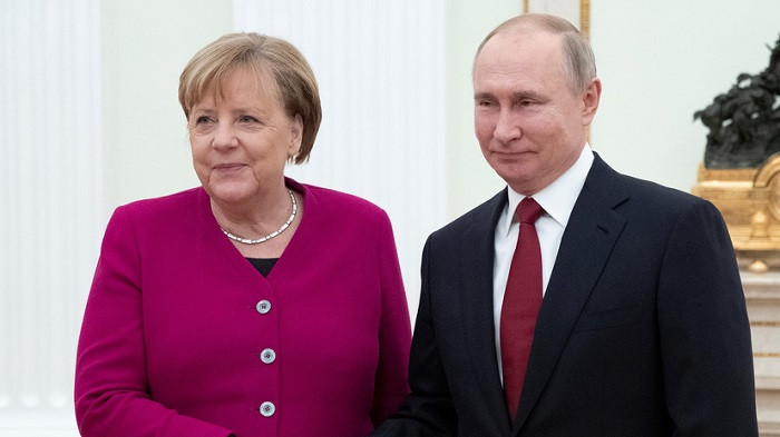 У Путина прокомментировали предложение Меркель о прямом диалоге между ЕС и Россией