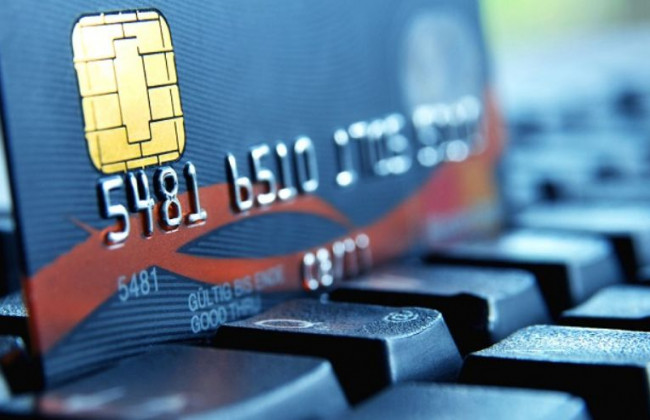 В Налоговой службе пригрозили штрафами в 85 тыс. грн за получение денег «на карту»