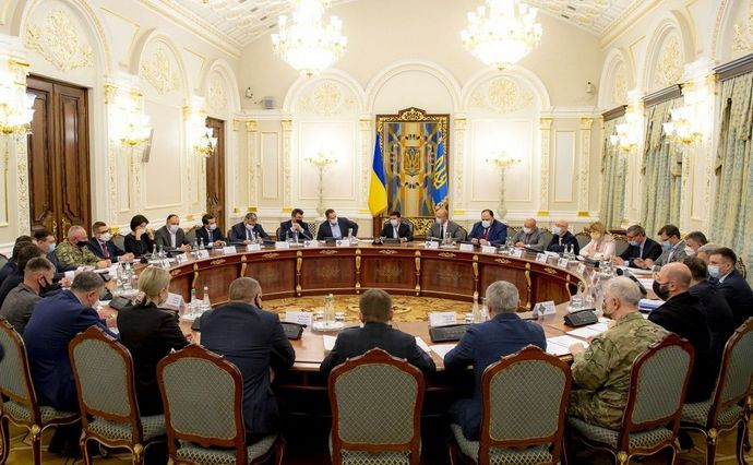 СНБО проведет закрытое совещание: на повестке — проверка украинцев под санкциями США