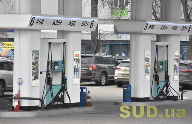 Цены на бензин продолжают расти, а на автомобильный газ – падать