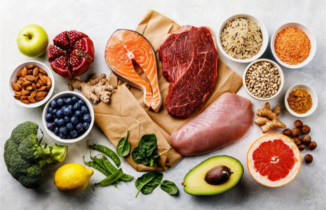 Сколько денег тратят украинцы на продукты питания за месяц