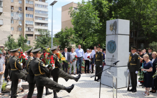 У Києві відкрили новий сквер: подробиці