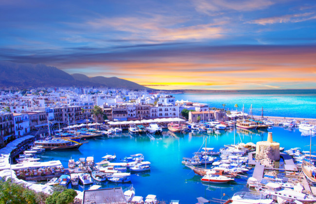 Кипр упростит въезд для украинцев, за исключением тех, кому кололи CoronaVac