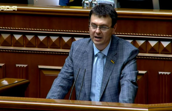 Люди начинают нести деньги в банки и доверять им, — Даниил Гетманцев