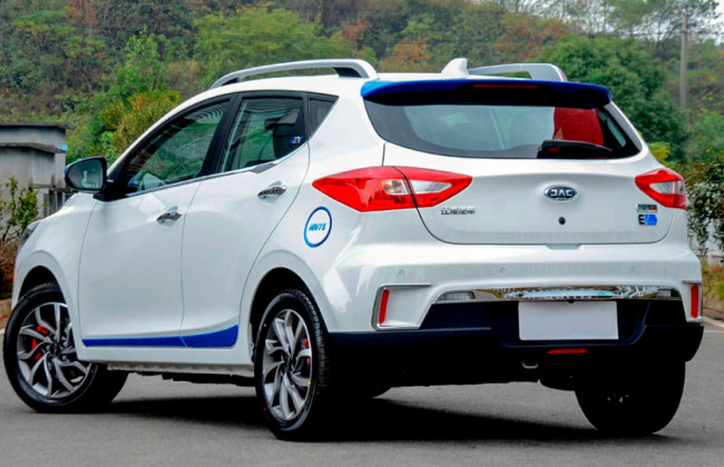 Максимально доступные: какие электрокары самые бюджетные в Украине