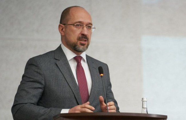 Денис Шмигаль повідомив, що дасть Україні запровадження ринку землі