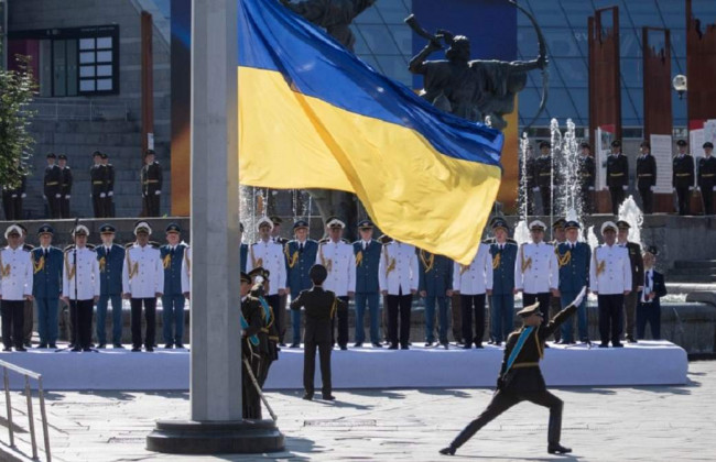 170 млн грн з бюджету – на гігантські прапори з нагоди Незалежності