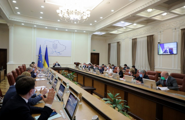 Кабмин утвердил украинский международный COVID-сертификат