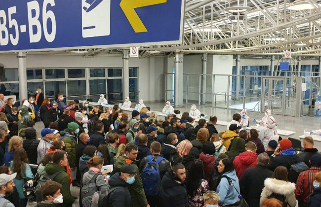 Украинцы не могут попасть в Турцию: в аэропорту произошла массовая задержка самолетов