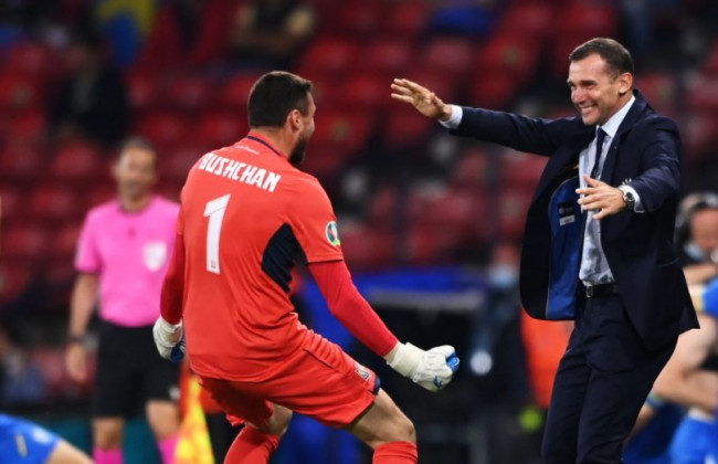 Вратарь сборной Украины раскрыл хитрый план, который у него был на игру со Швецией