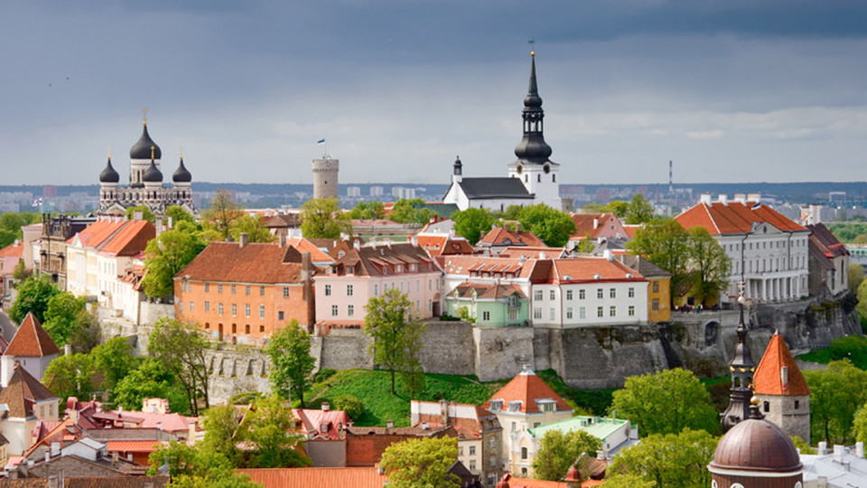 Для подорожей українців відкрилася Естонія: умова в’їзду