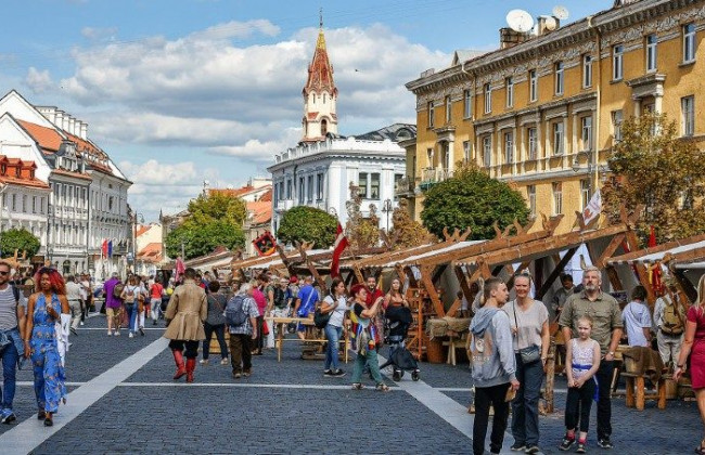 Литва объявила ЧП из-за наплыва нелегалов из Беларуси: детали