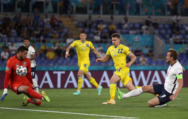 Зеленский, Шмыгаль, Кличко поддержали сборную Украины по футболу после проигрыша Англии