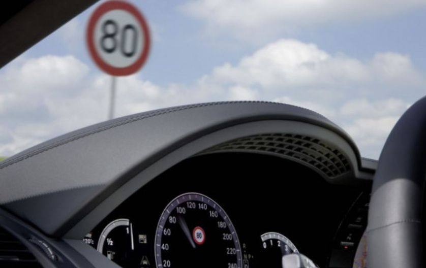 В Европе будут принудительно ограничивать скорость в автомобилях