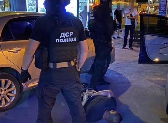 У Харкові злочинне угруповання вимагало кошти у студентів та іноземців