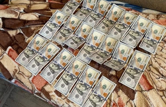 На Одещині двох поліцейських підозрюють у хабарництві