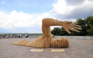 У Києві встановили інсталяцію до проекту Merman