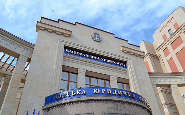 Бути чи не бути: «Слуги народу» пропонують дозволити іноземцям вчитися у вишах російською