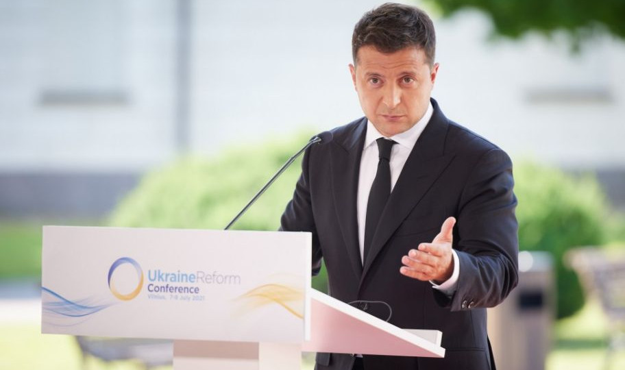«Утром – членство, вечером – реформа»: Зеленский считает, что в Украине и так очень быстрые реформы