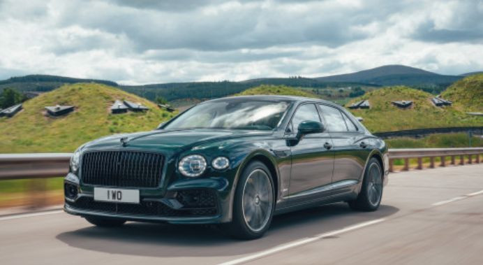 Bentley представил свой самый экономичный автомобиль