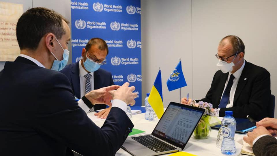 Украина и ВОЗ согласовали введение COVID-сертификатов на разрешенные вакцины