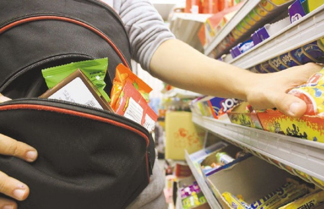 Виключення найбільш суворого виду покарання з санкції статті та зворотна дія закону у часу: позиція ВС