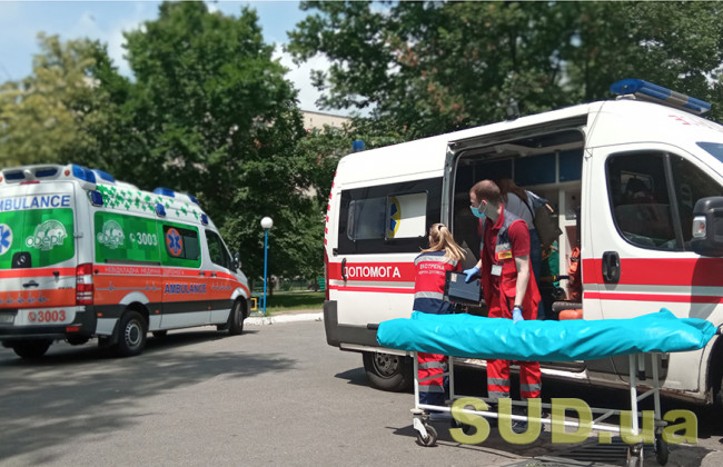 Напади змій на Івано-Франківщині: за добу троє дітей  потрапили в реанімацію