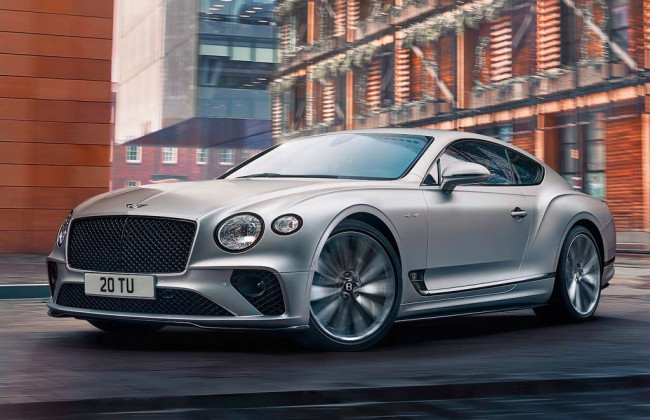 В Киеве замечены авто с одинаковыми номерными знаками: ехали друг за другом