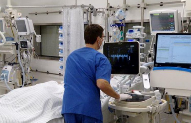 Умерла женщина, у которой обнаружили сразу два штамма COVID-19