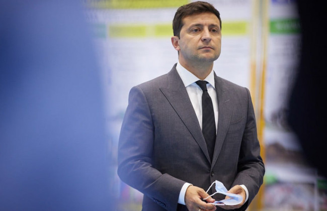 Зеленский в телефонном разговоре поздравил Майю Санду с успешным проведением парламентских выборов в Молдове