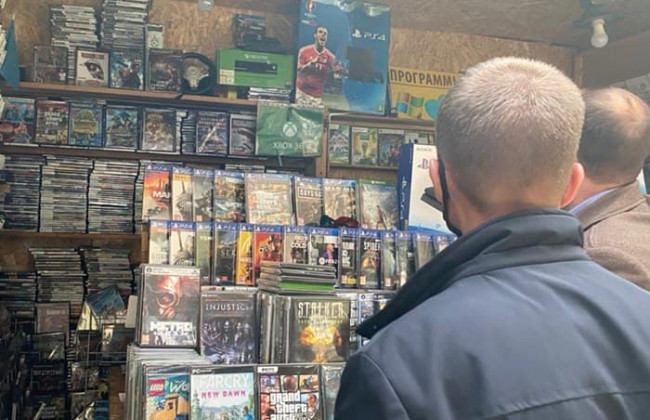 У Києві двоє братів продавали персональні дані громадян із закритих баз доступу