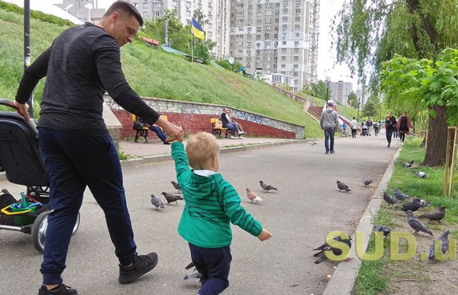 Пропустили строк для реєстрації народження дитини: що робити